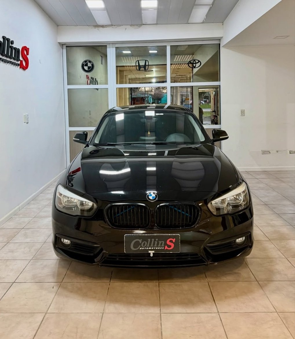 BMW 120i serie 1 2016